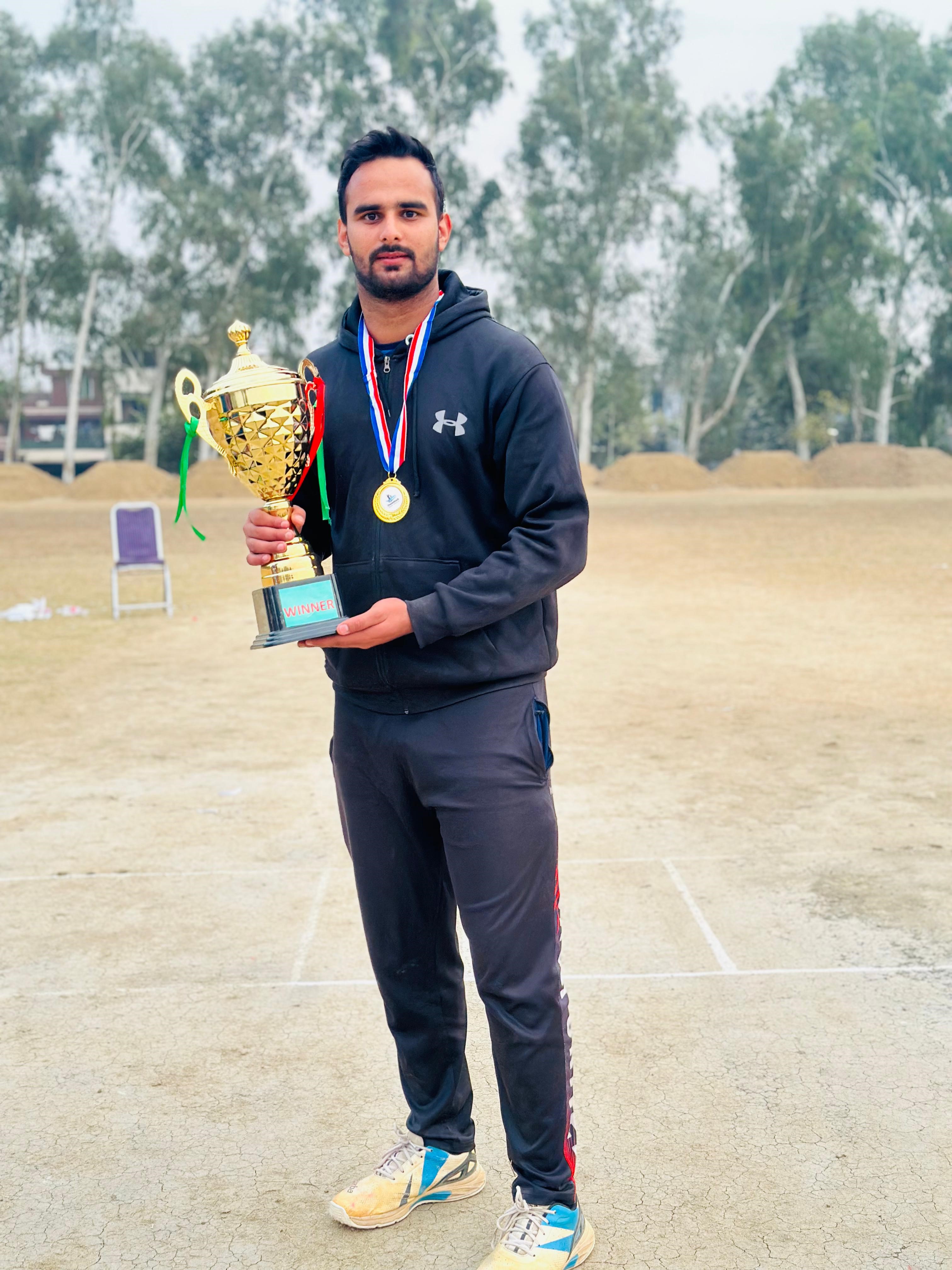 Zohaib Khan 